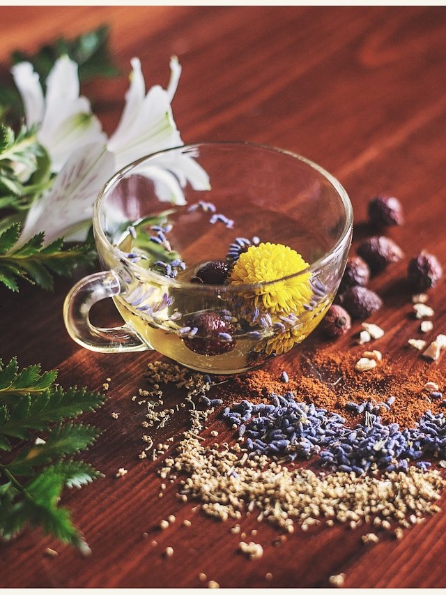 6 Herbal Teas For Better Digestive Health